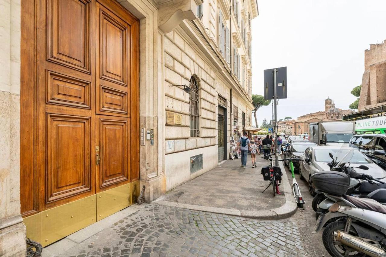 Fori Imperiali Luxe Mansion Roma Exterior foto